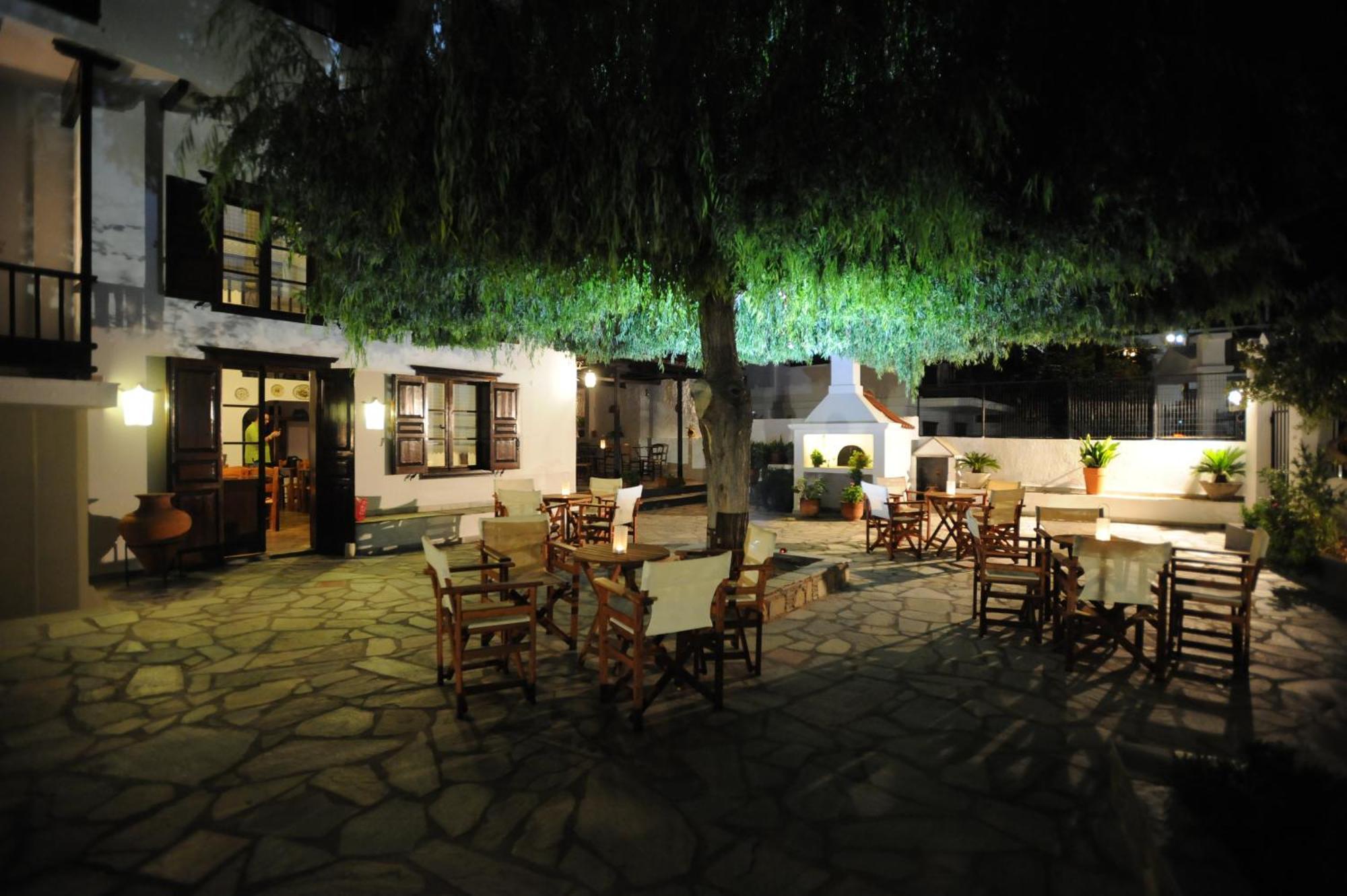 Elli Hotel Skopelos stad Exteriör bild